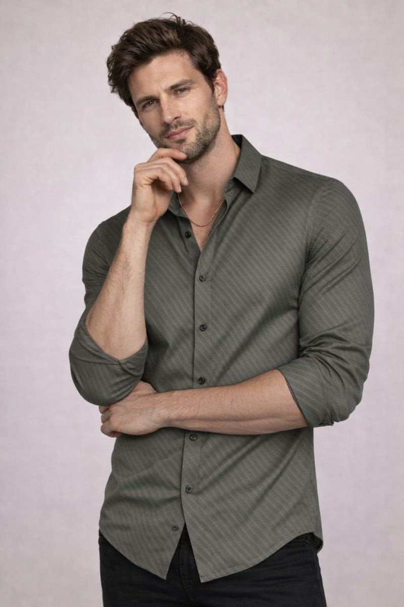 Men’s Slim Fit Casual Shirt